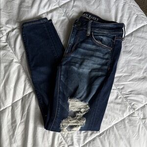 American Eagle Outfitters Women's Dark Blue Distressed Jeans